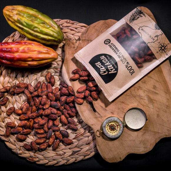 Boabe de cacao Bio - Casa Kakau 200 g - raw, vegan. Boabe de cacao crude si bogate in minerale provenite direct din Ecuador.